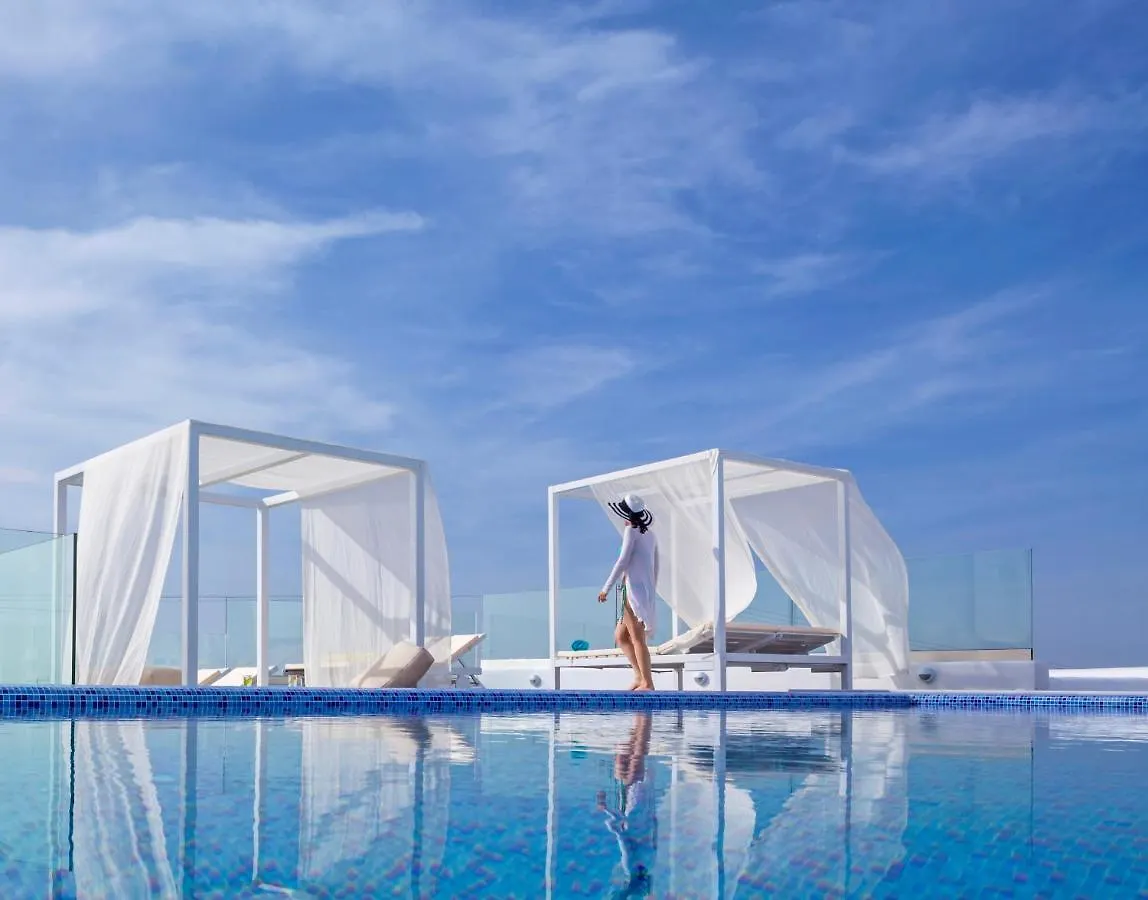 Colours Of Mykonos Luxury Residences & Suites Pszarú