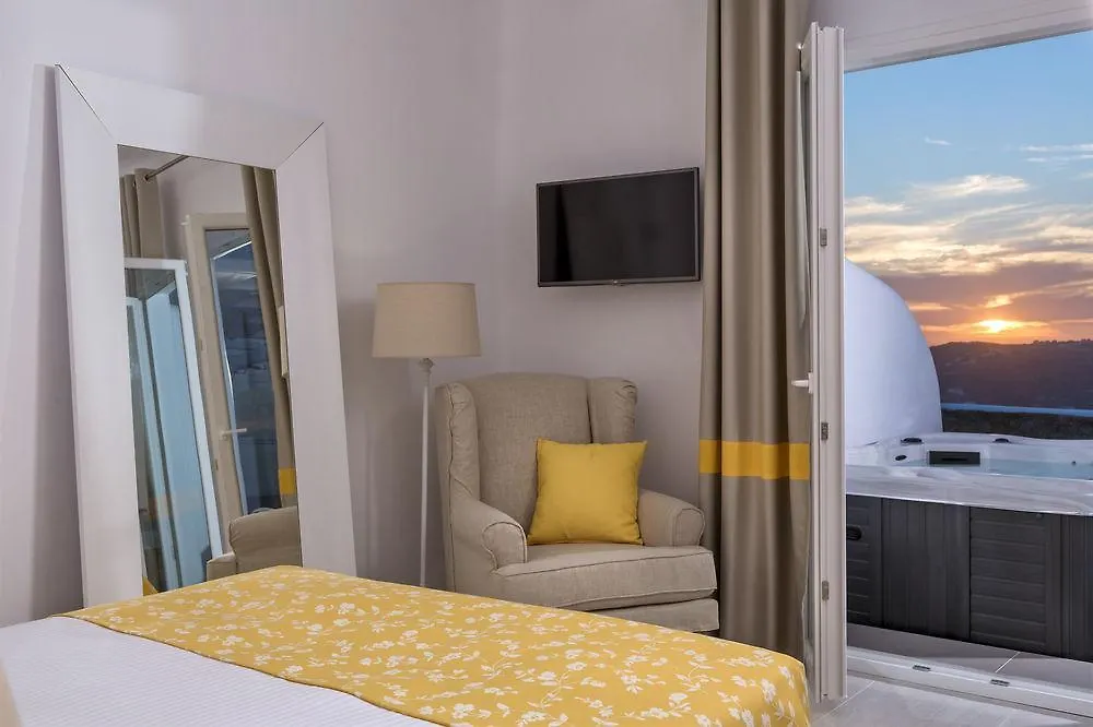 Colours Of Mykonos Luxury Residences & Suites Pszarú 4*,